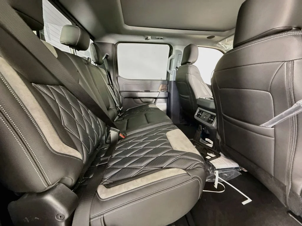 New 2026 Agate Black Metallic Ford F-250® Lariat® image 29