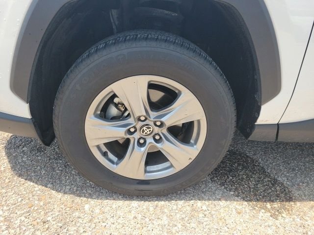 Used 2024 Ice Toyota XLE image 26