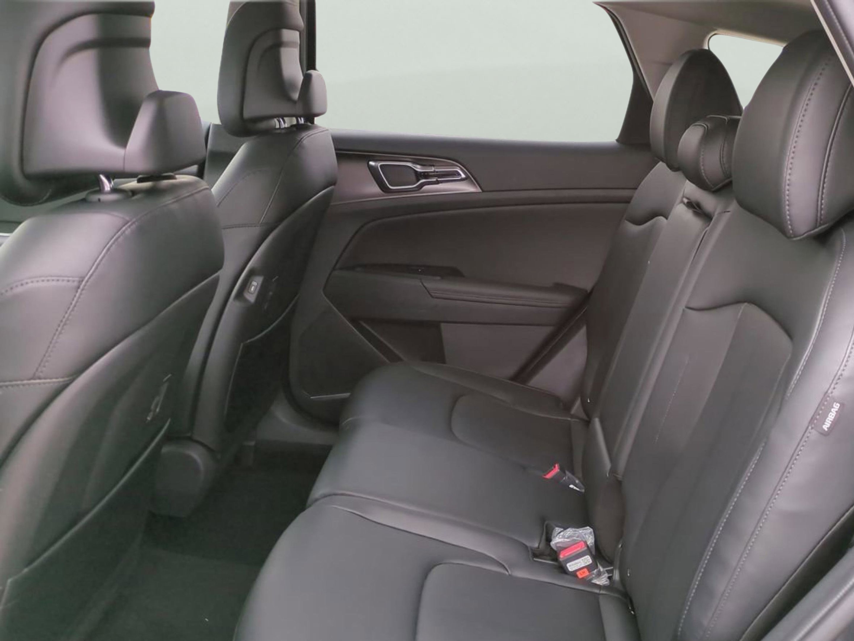 New 2026 Glacial White Pearl Kia SX image 46