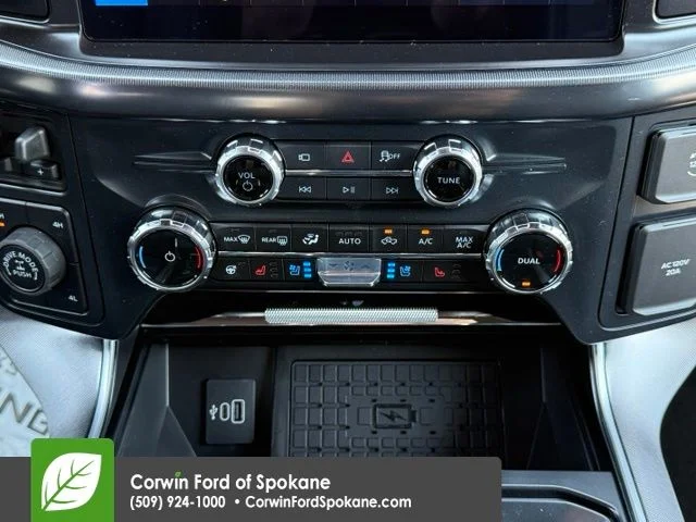 New 2026 Star White Metallic Tri-Coat Ford Platinum® image 27