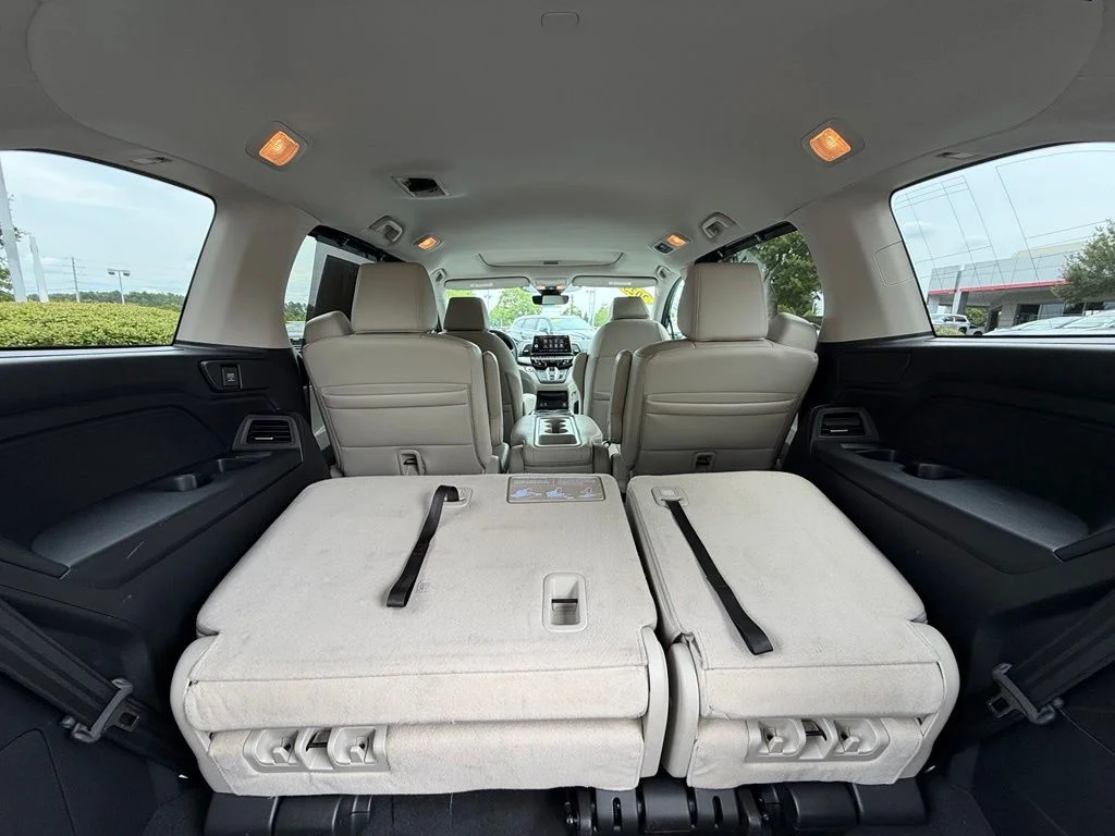 Used 2025  Honda EX-L image 21