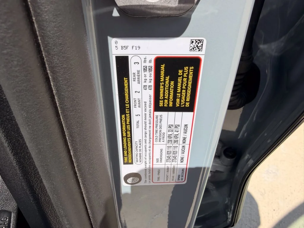 Used 2026 Gray BMW sDrive40i image 32