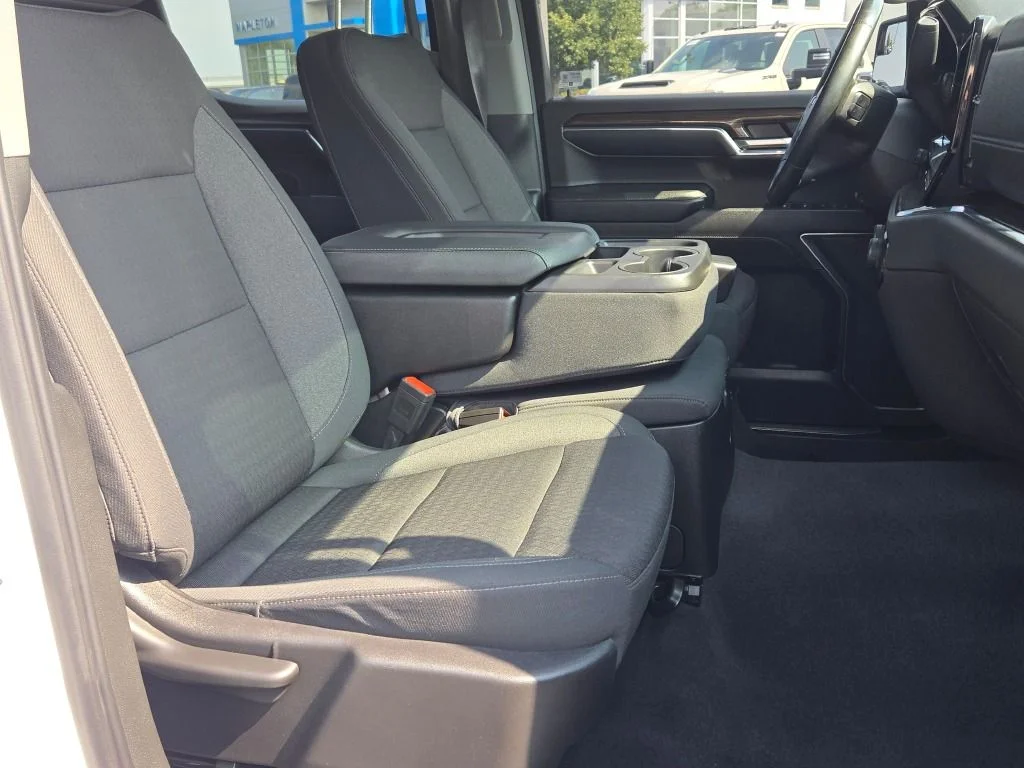 Used 2024 White Chevrolet RST image 6