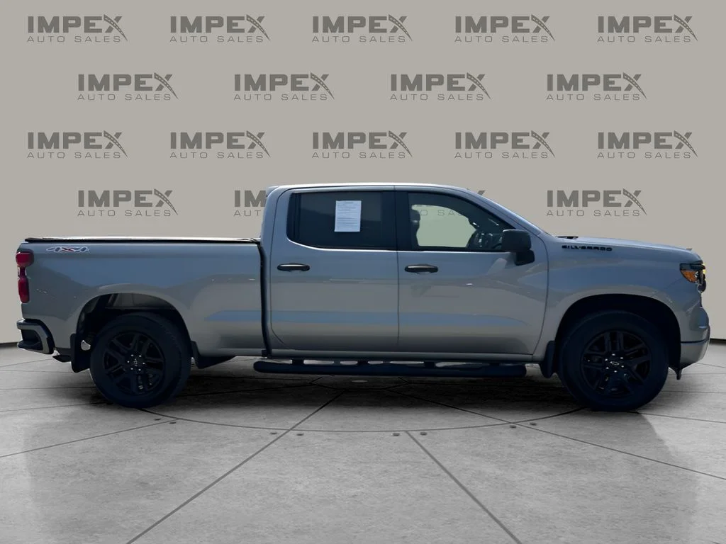 Used 2024 Gray Chevrolet Custom image 6