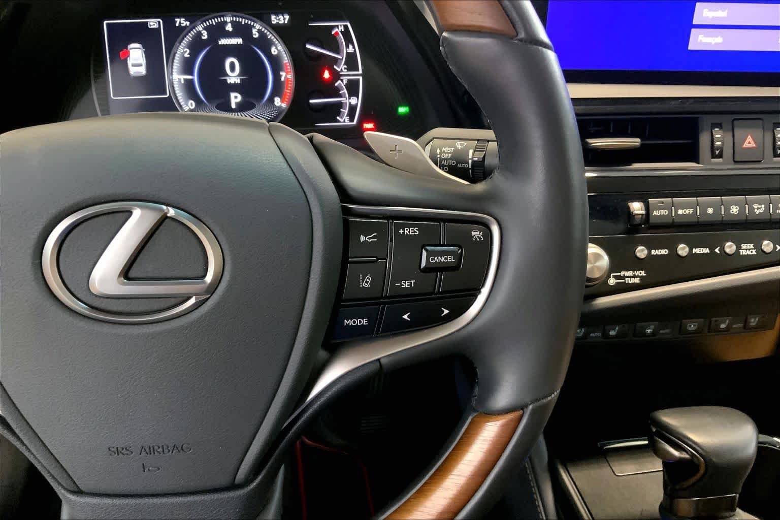 Used 2024 Obsidian Lexus Ultra Luxury image 24