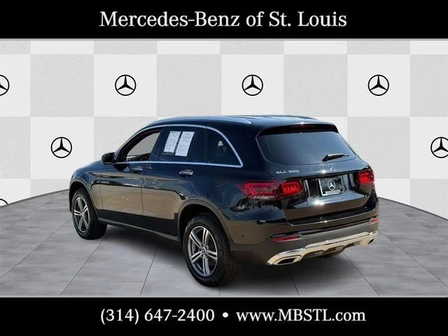 Used 2022 Black Mercedes-Benz GLC 300 image 4