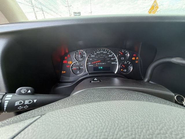 New 2026 Summit White GMC Work Van image 13
