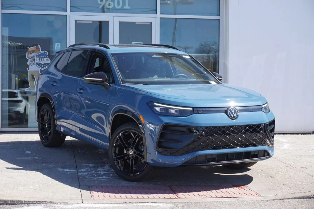New 2026 Blue Volkswagen 2.0T SE R-Line Black image 3