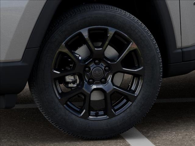 New 2026 Silver Zynith Metallic Clear-Coat Exterior Paint Jeep Latitude Altitude image 8
