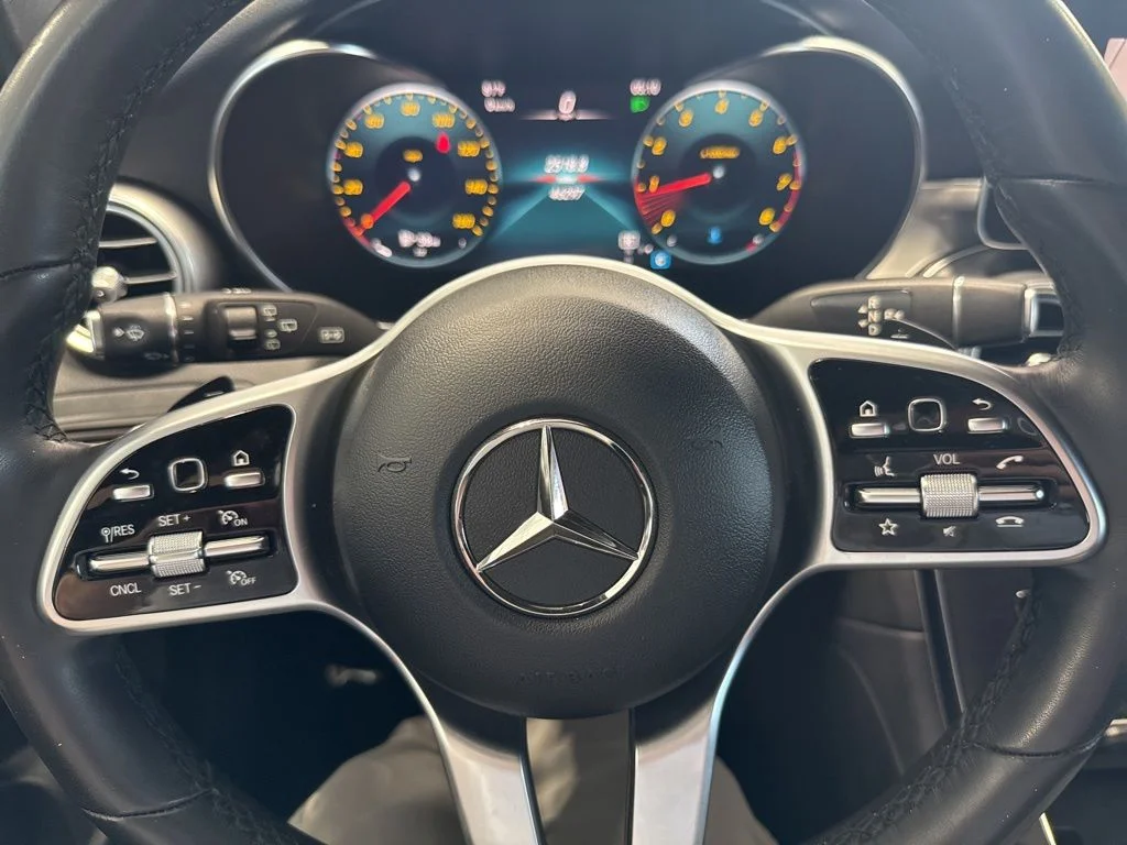 Used 2022 Blue Mercedes-Benz GLC 300 image 16