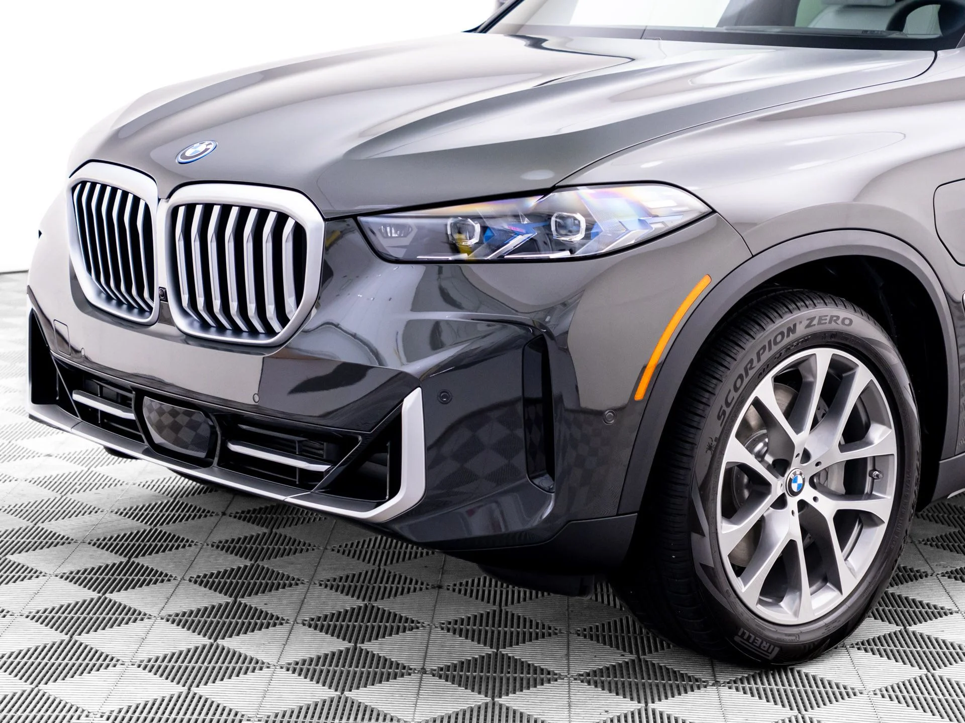 New 2026 Gray BMW xDrive50e image 38