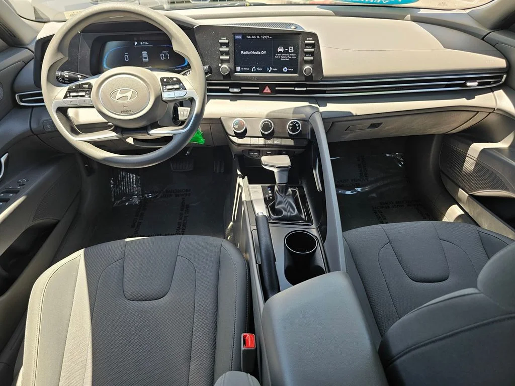 Used 2025 Gray Hyundai SE image 20