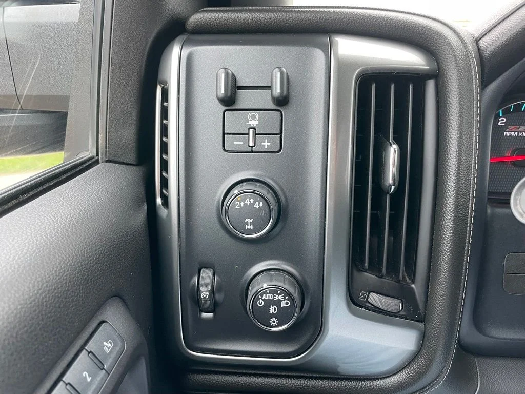 Used 2017 Black Chevrolet LTZ image 25