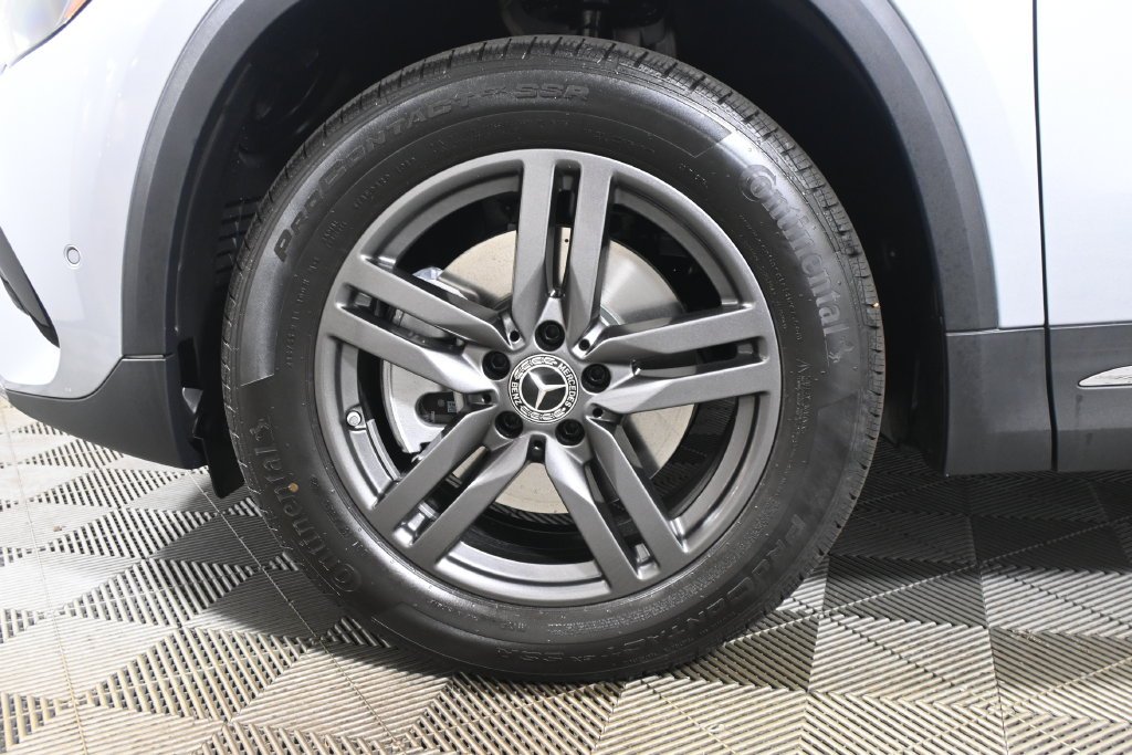 Used 2026 Cirrus Silver Metallic Mercedes-Benz GLA 250 image 12