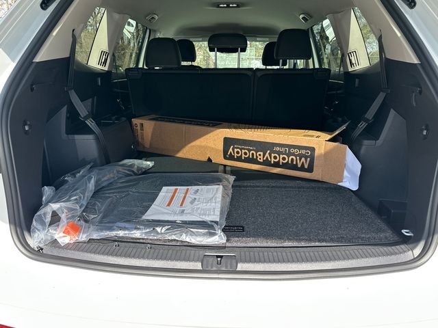 New 2026 White Volkswagen 2.0T SE w/Technology image 34