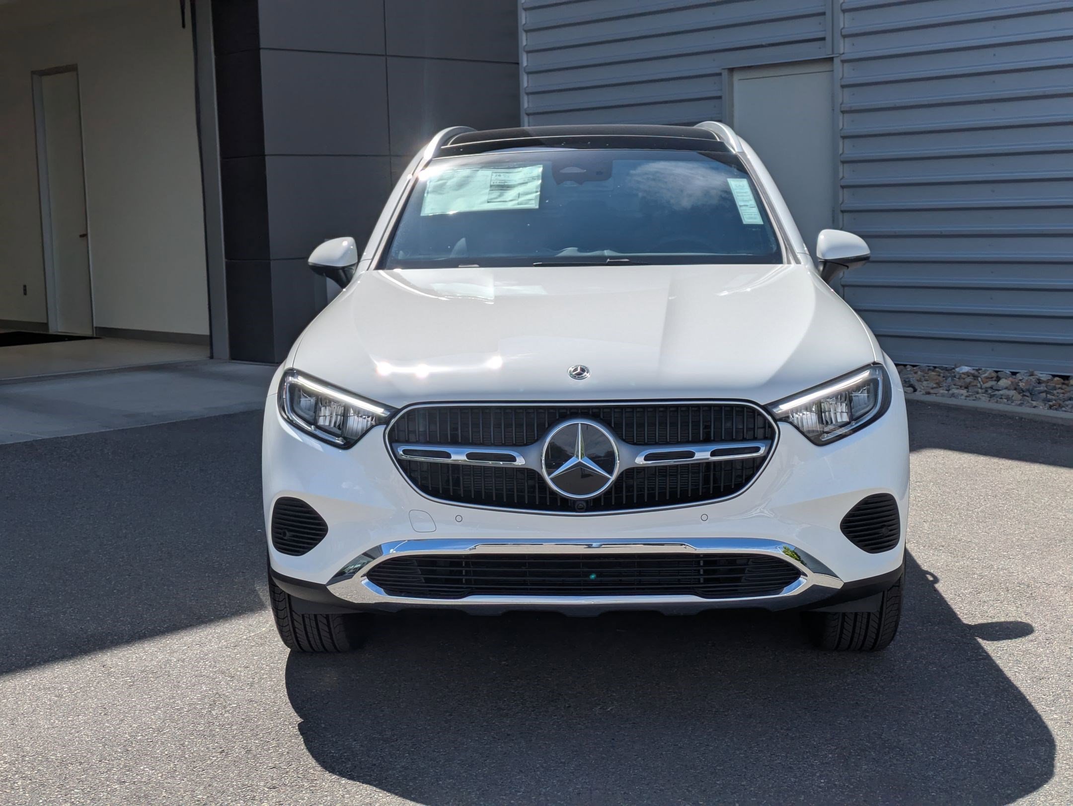 New 2026 Polar White Mercedes-Benz GLC 300 image 26