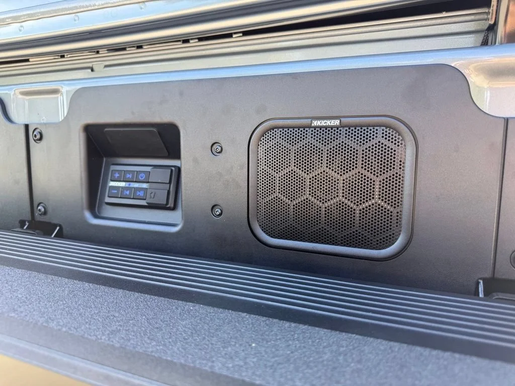 New 2026 Sterling Metallic GMC Denali Ultimate image 40