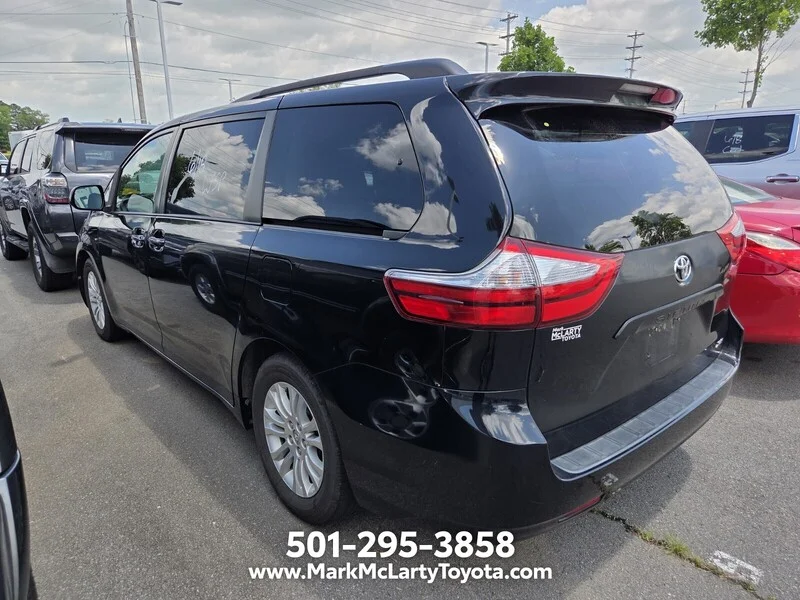 Used 2016 Midnight Black Metallic TOYOTA XLE image 3