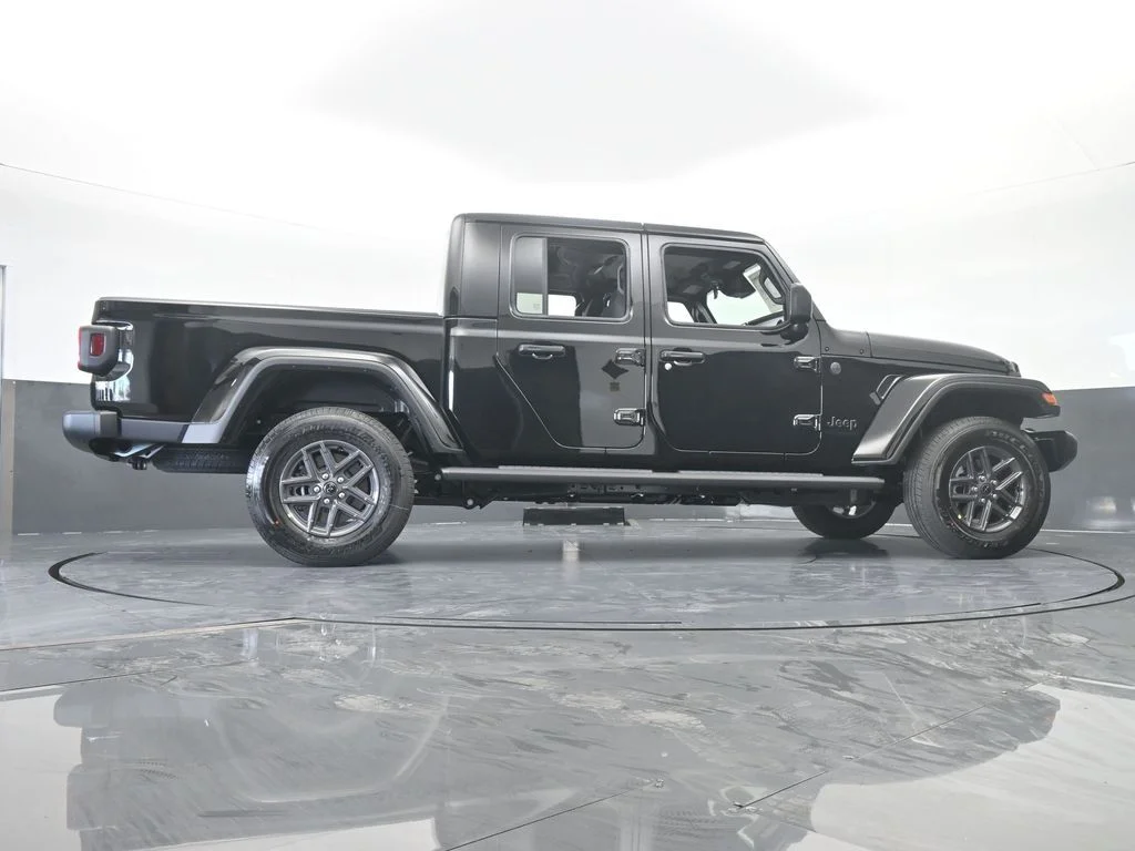 New 2026 Black Clear-Coat Exterior Paint Jeep Sport S image 53