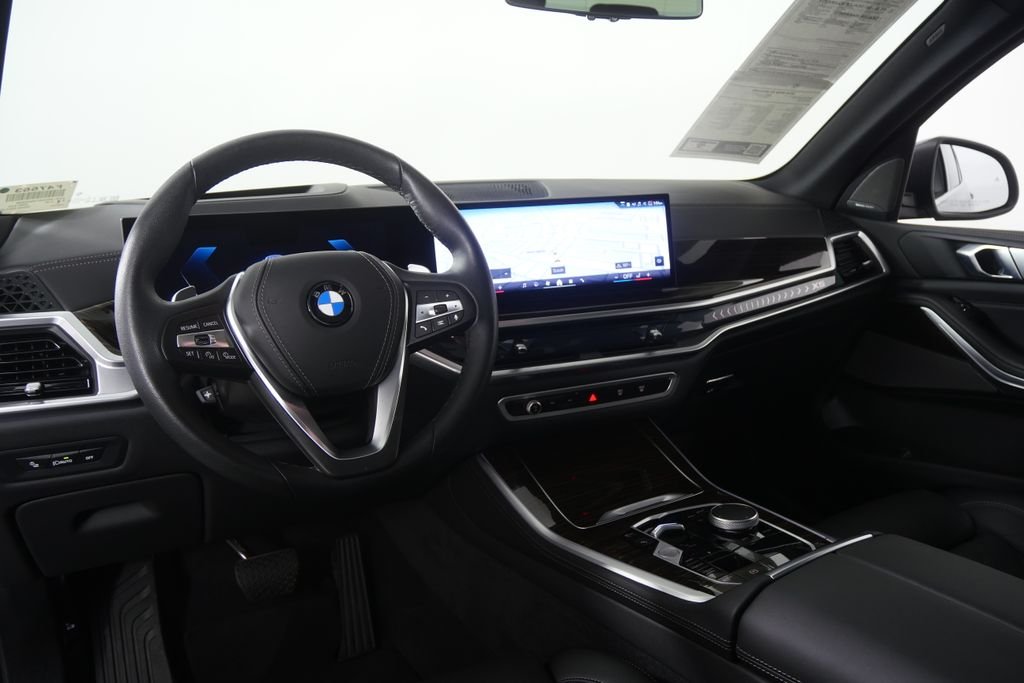 Certified Used 2026 Skyscraper Grey Metallic BMW sDrive40i image 20