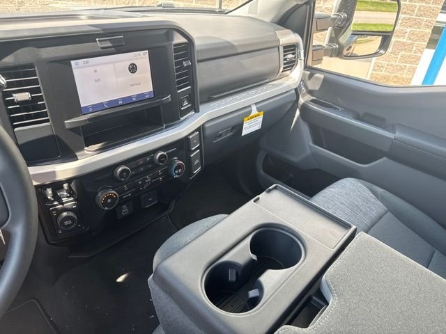 New 2027 Gray Ford F250 4X4 CREW/C image 26
