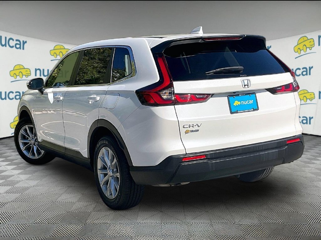 Used 2024 Platinum White Pearl Honda EX image 4