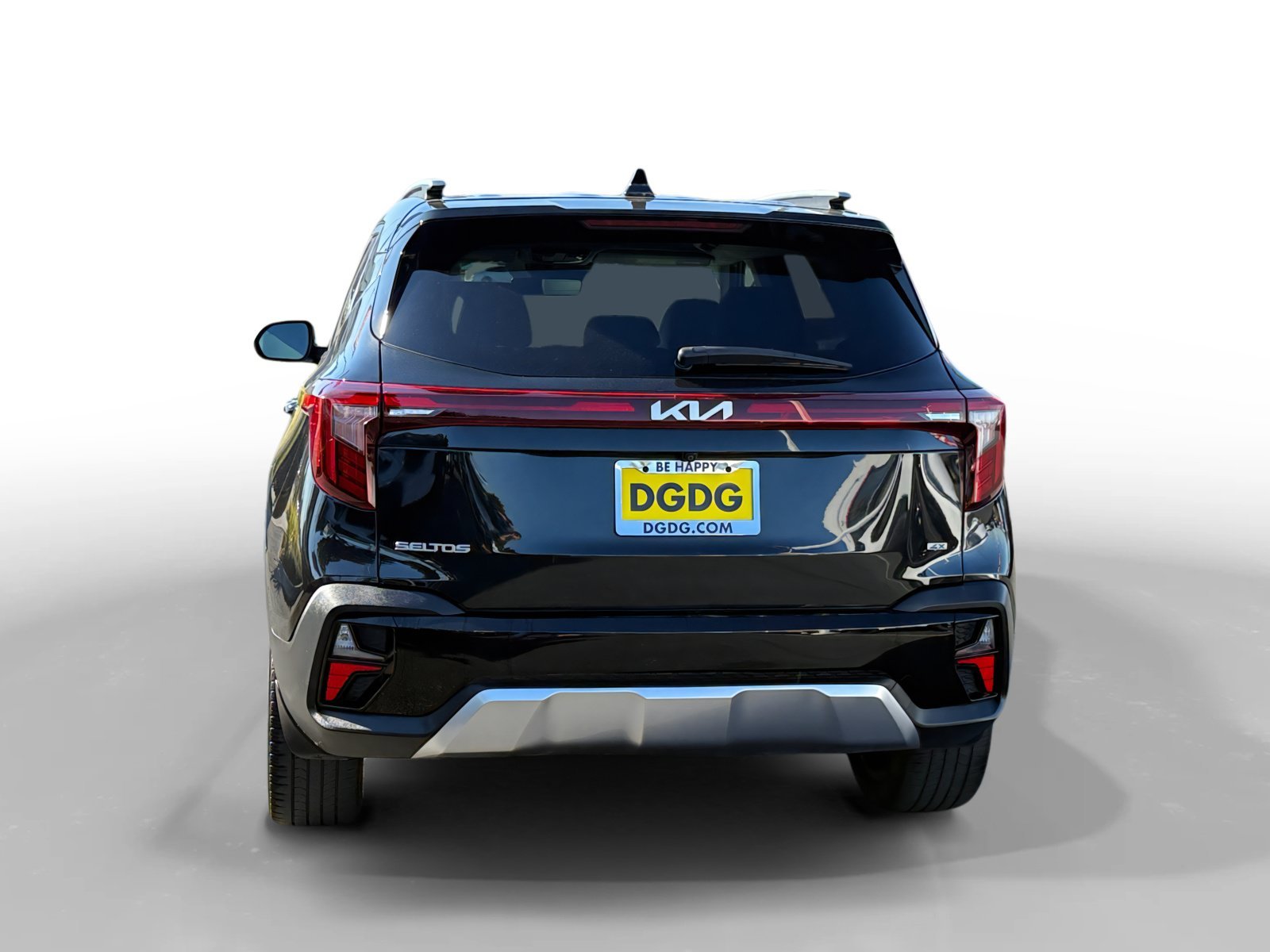 Used 2024 Black Kia SX image 4