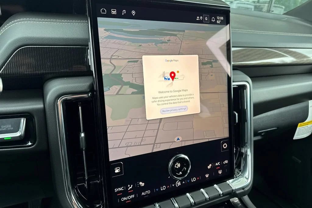 New 2026 Summit White GMC Elevation image 17