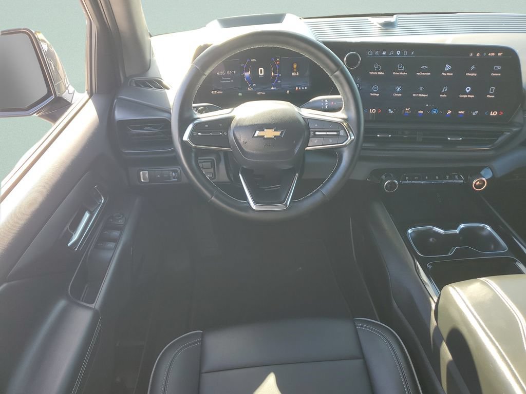 Used 2026 Blue Smoke Metallic Chevrolet LT - Standard Range image 21