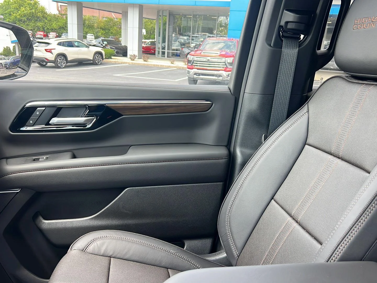2026 Chevrolet Tahoe High Country - Photo 31