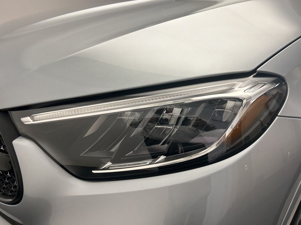 Certified Used 2026 Cirrus Silver Metallic Mercedes-Benz GLC 300 image 9