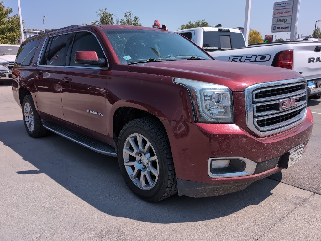 Used 2016 Crimson Red Tintcoat GMC SLE image 2