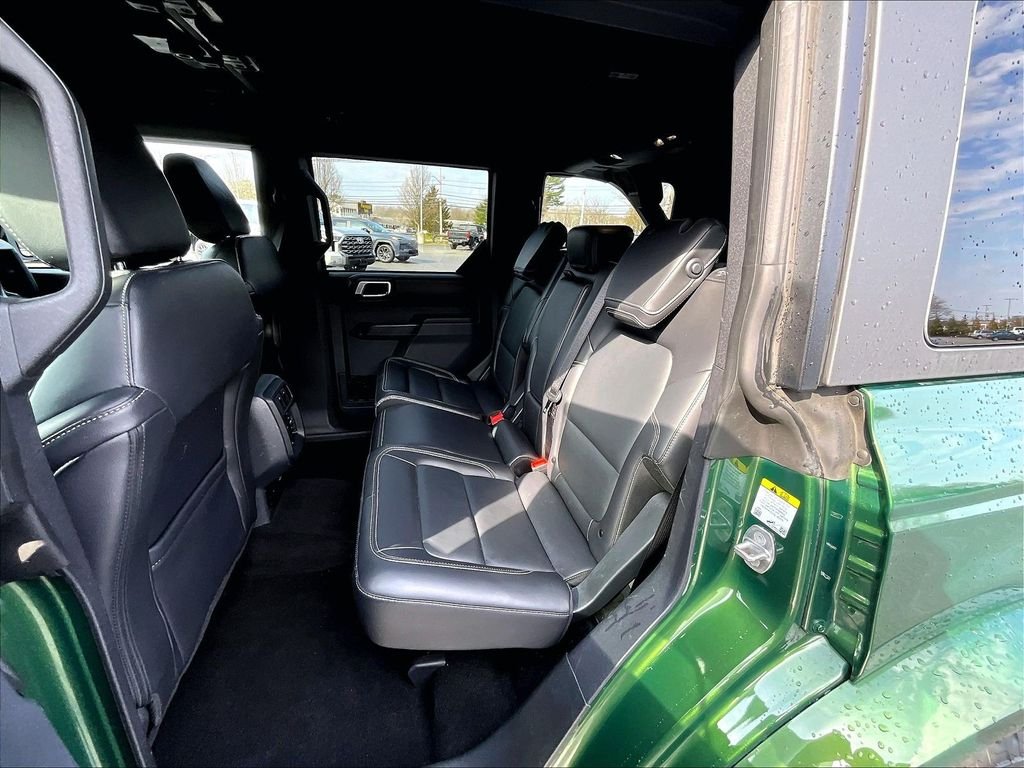 Used 2025 Green Ford Outer Banks image 15