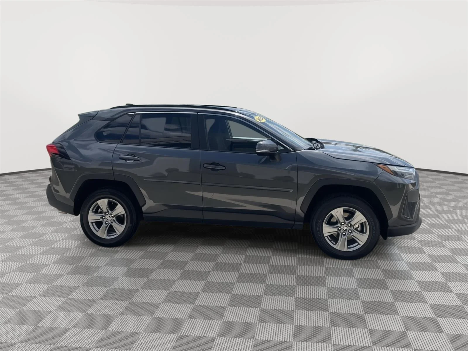 Used 2024 Toyota RAV4 XLE with VIN 2T3P1RFV2RW421584 for sale in Kansas City