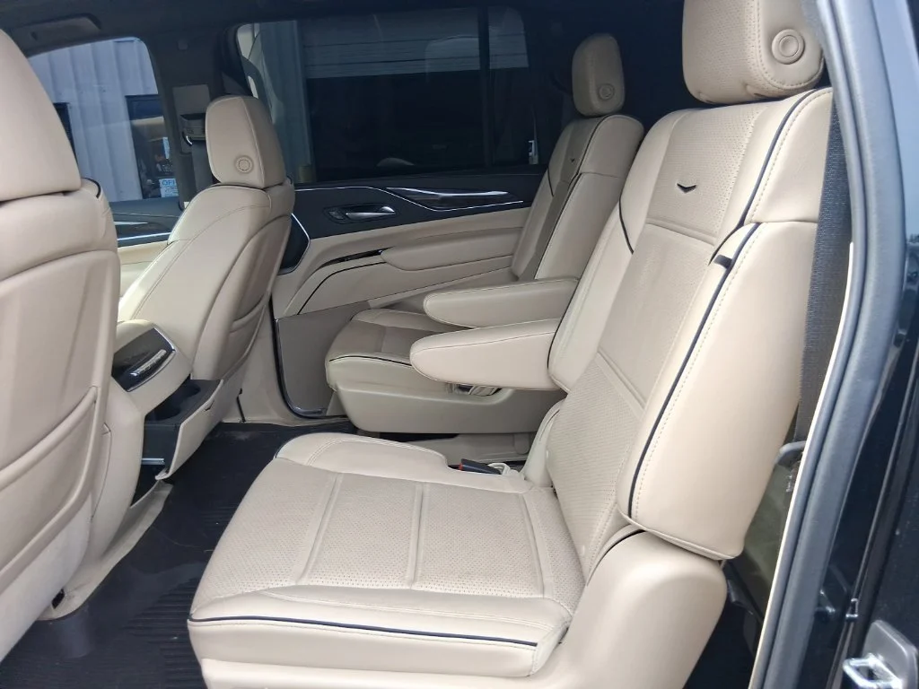 Used 2023 Black Cadillac Premium image 17