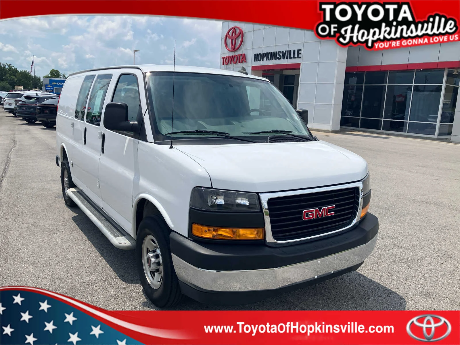 2022 GMC Savana Cargo Van 