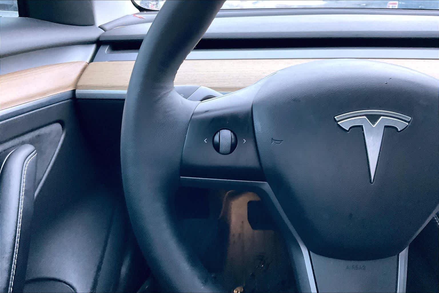 Used 2021 Pearl White Multi-Coat Tesla Long Range image 22