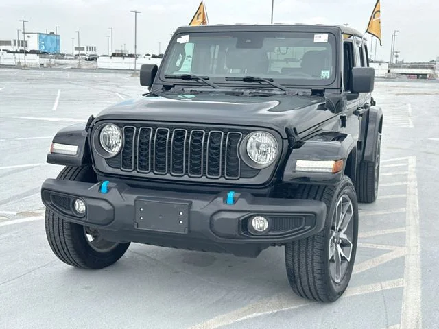 Used 2024 Black Jeep Sport S 4xe image 3