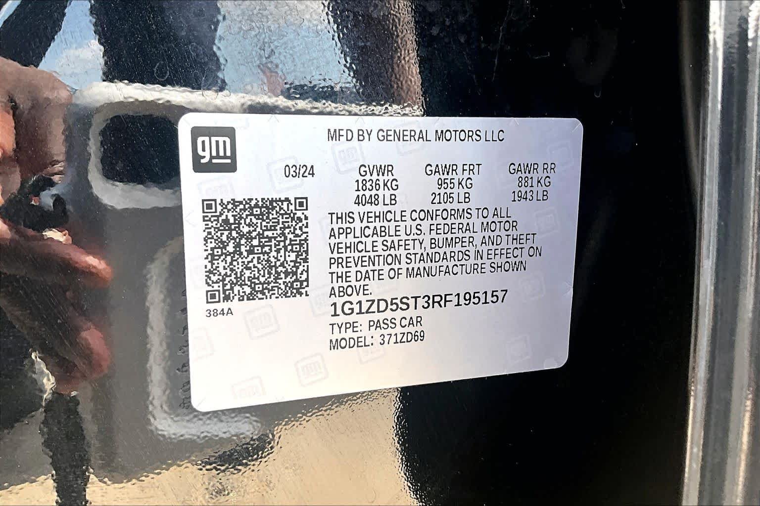 Used 2024 Mosaic Black Metallic Chevrolet LT image 37