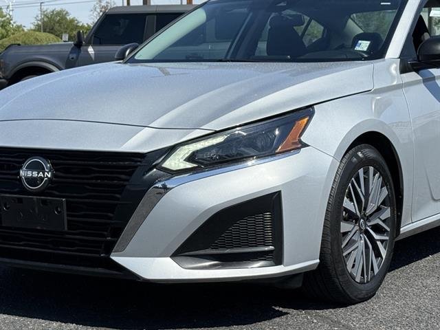 2024 Nissan Altima 2.5 SV photo 2