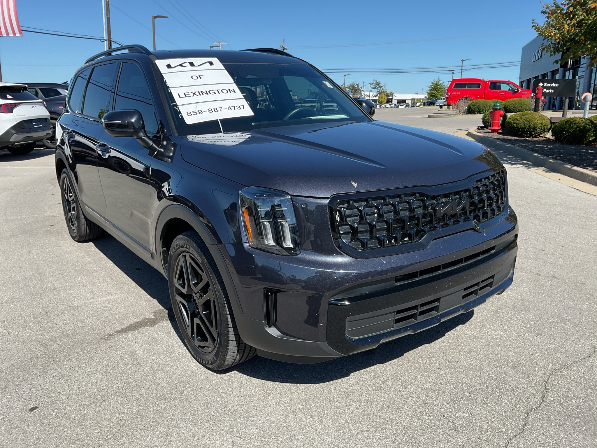 Used 2025 Panthera Metal Kia EX X-Line image 2