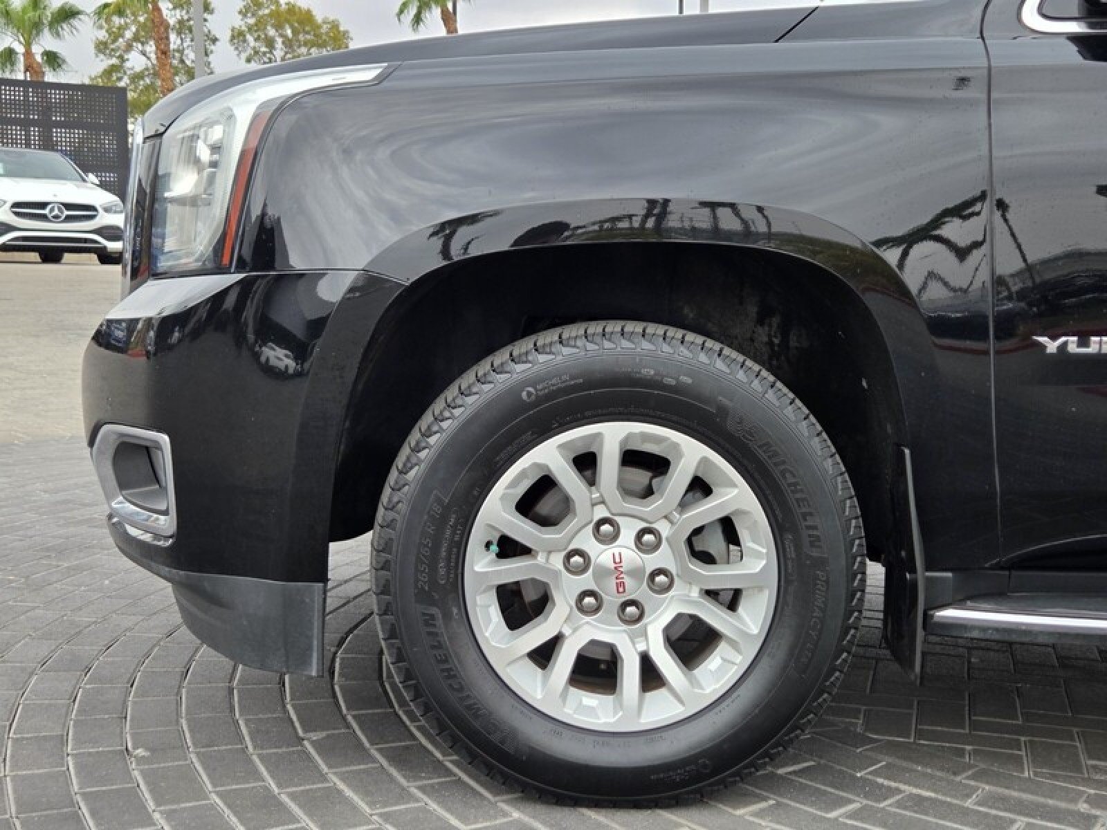 Used 2019 Onyx Black GMC SLT image 12