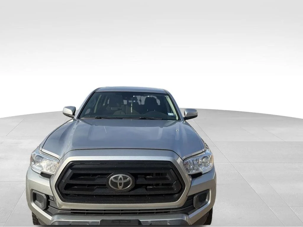 Used 2022 Silver Toyota SR image 7