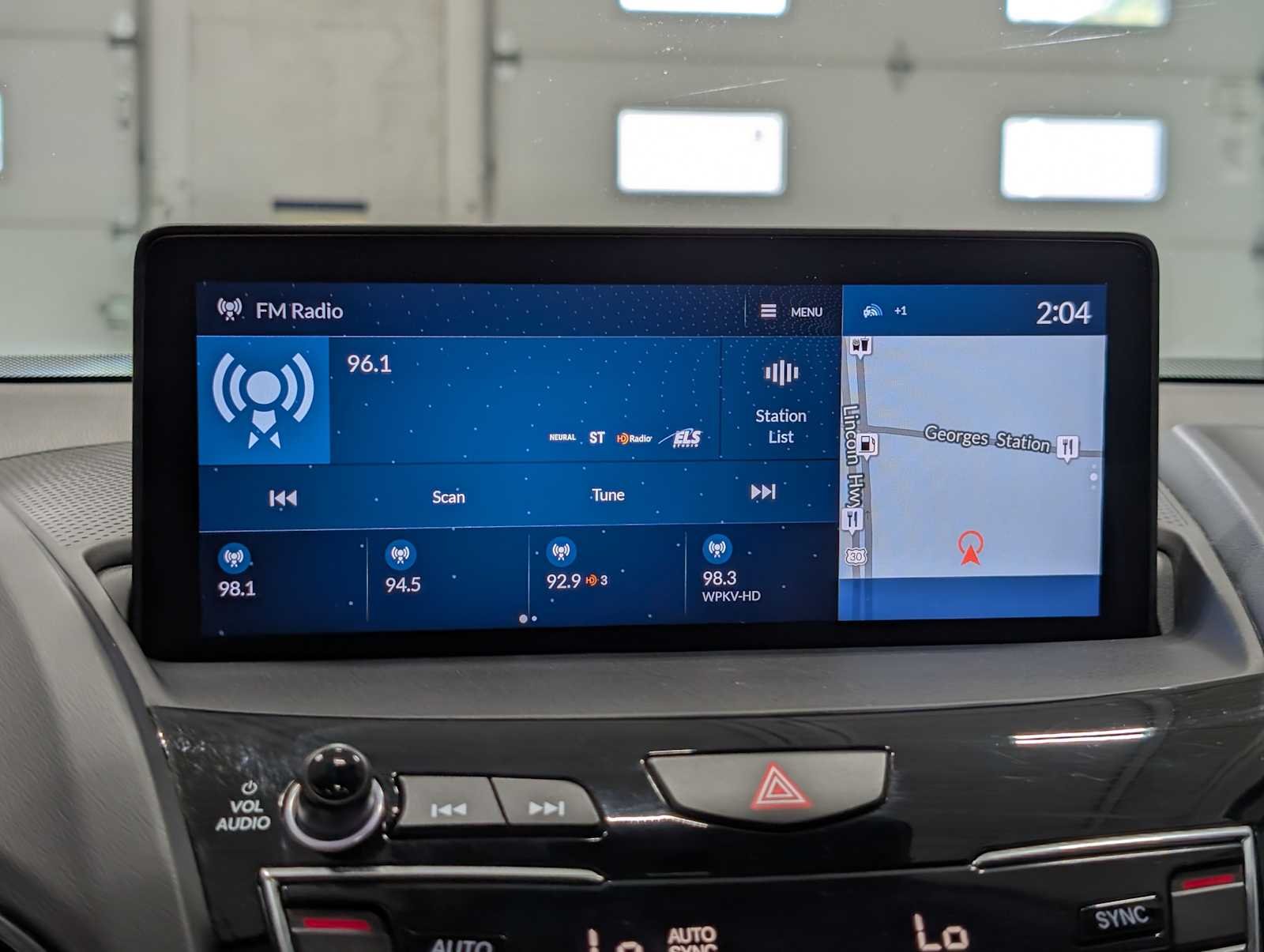 Used 2019 Gunmetal Metallic Acura w/Technology Pkg image 25