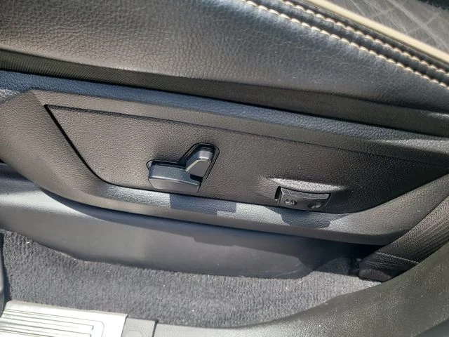 Used 2019 Silver Ram Laramie image 22