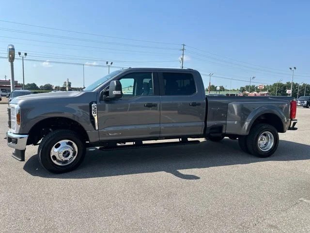 Used 2026 Carbonized Gray Metallic Ford XL image 30
