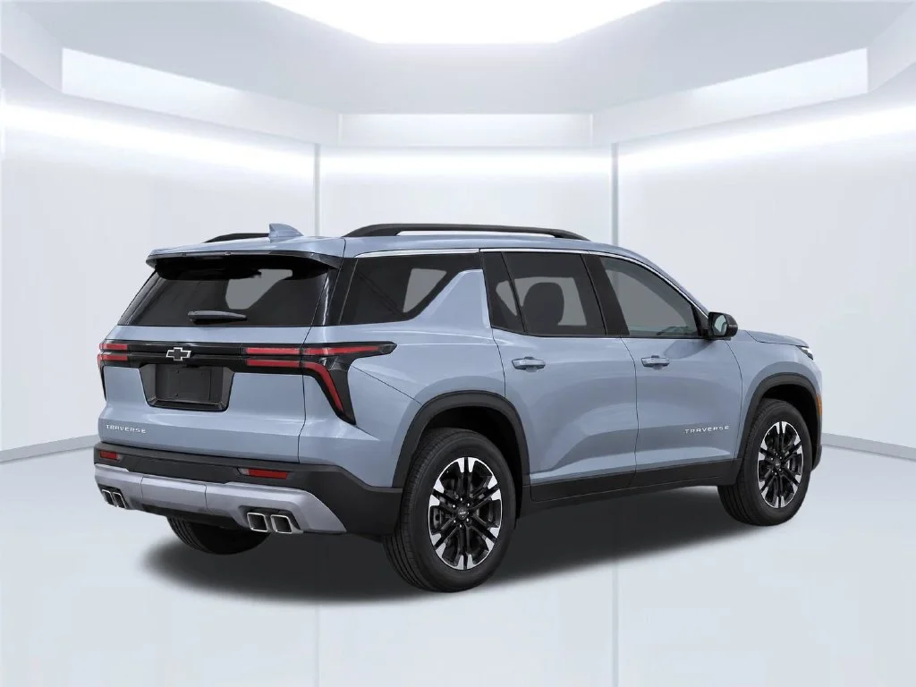 New 2027 Gray Chevrolet LT image 4