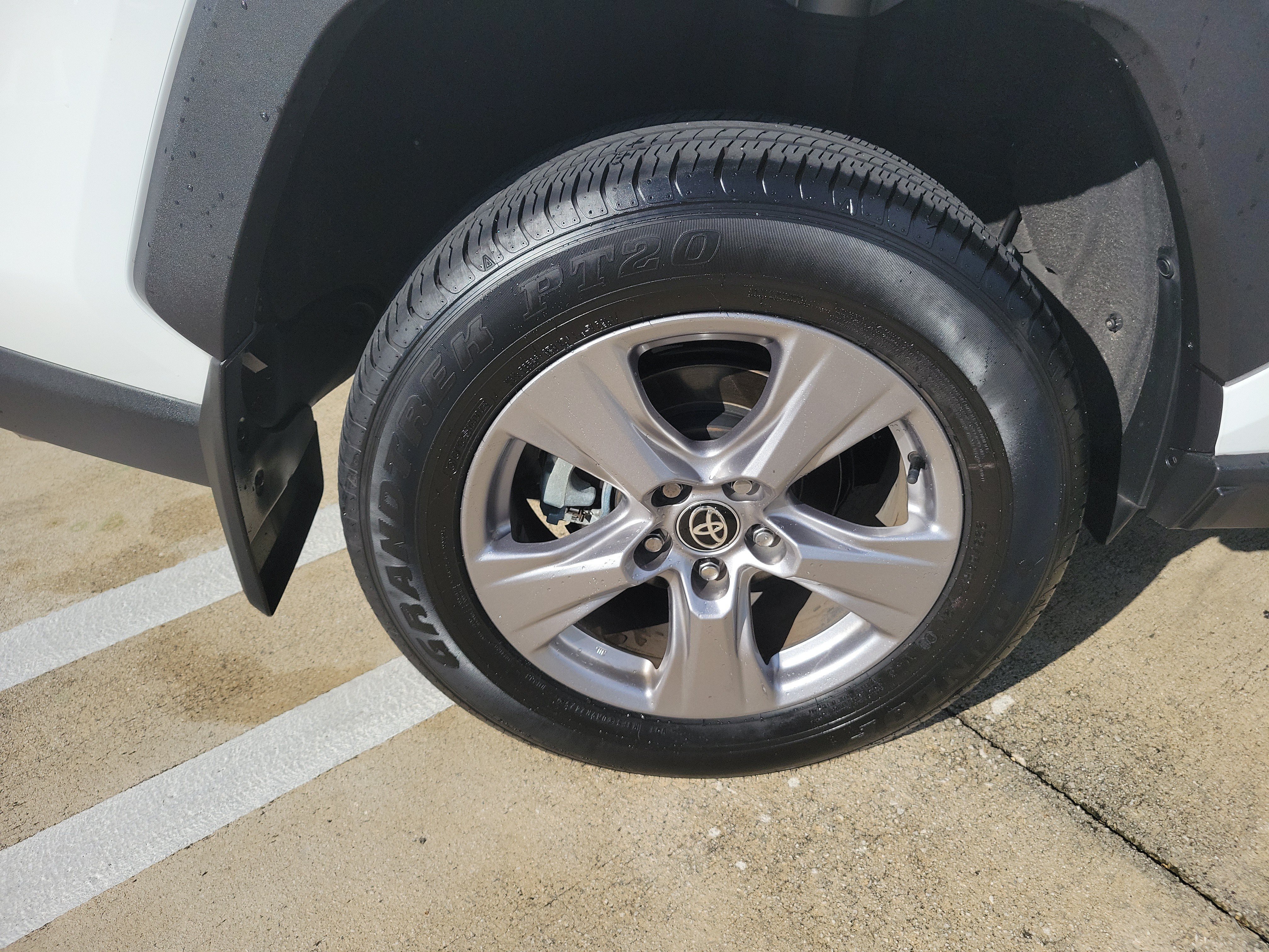 Certified Used 2025 Ice Toyota XLE image 8