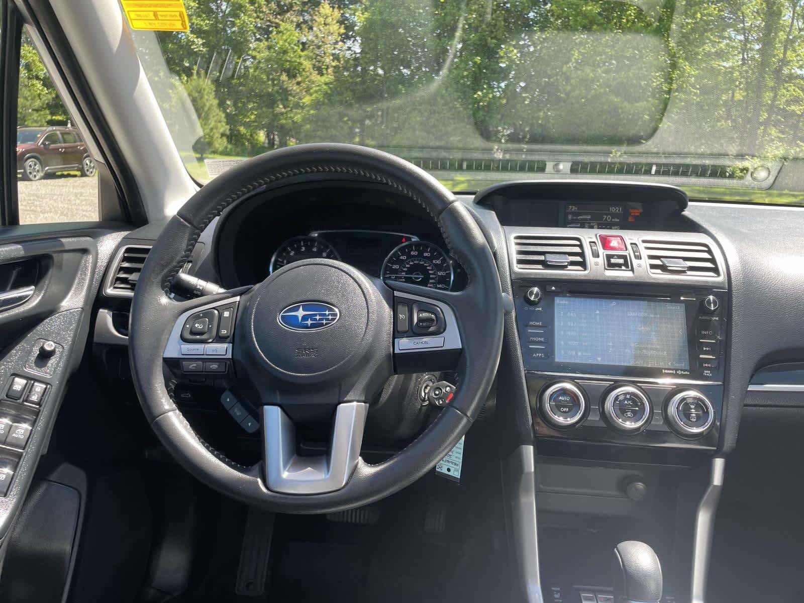 Used 2017 Ice Silver Metallic Subaru Limited image 22