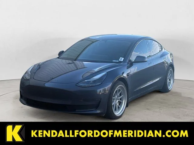 2022 Tesla Model 3 Long Range Dual Motor All-Wheel Drive's photo